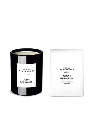 Oudh Geranium scented wax candle 300g